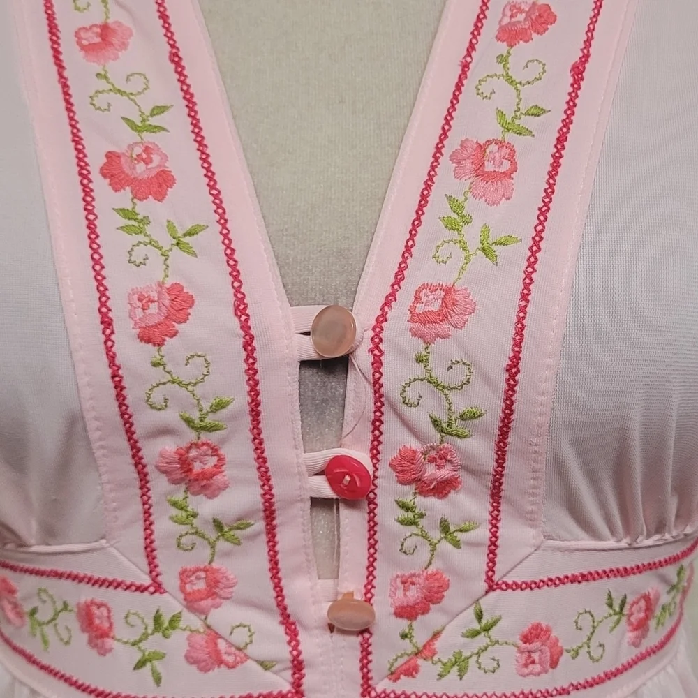 Vintage 60s Gilead Light Pink Floral Embroidered Sleeveless Nightgown Slip Dress - Picture 4 of 14